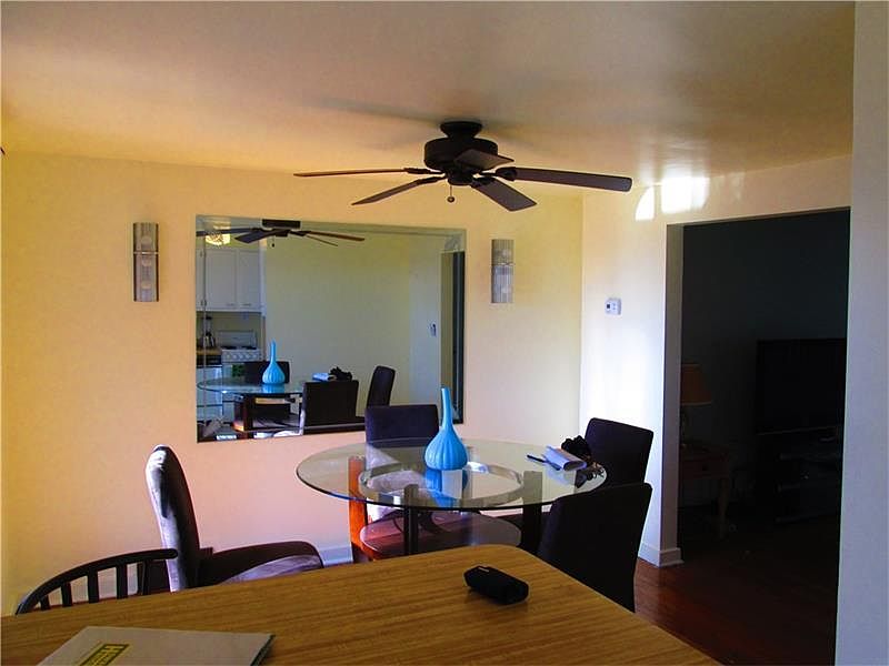 2nd image of 306 Marshall Ave