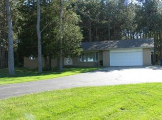3226 S Kane Rd, Merrill, MI 48637