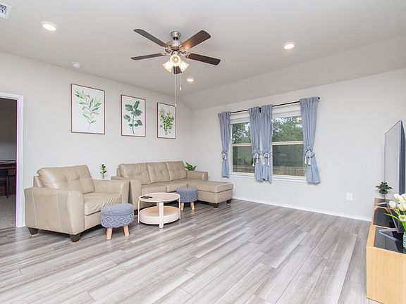 2nd image of 2565 Merganser Dr