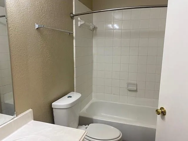 5906 Drenner Park Ln — Photo 15