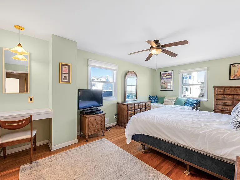 108 S Newark Ave — Photo 13