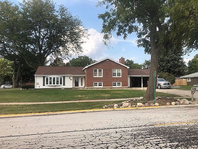 1st image of 429 W Garfield Ave