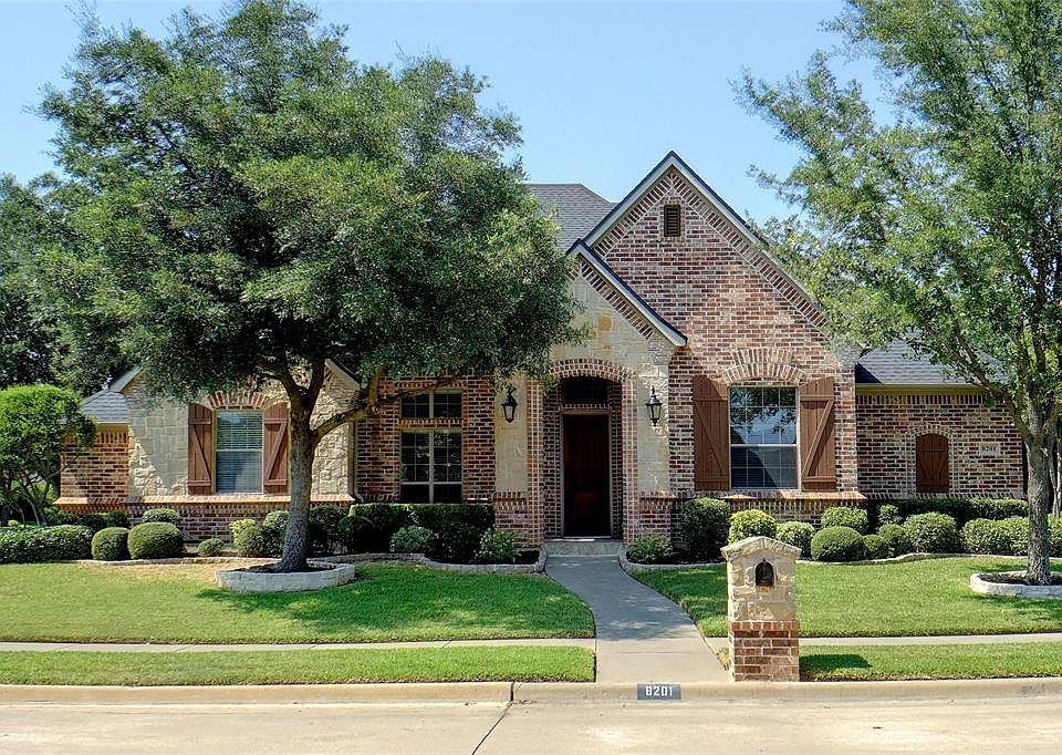 1st image of 8201 Regency Dr