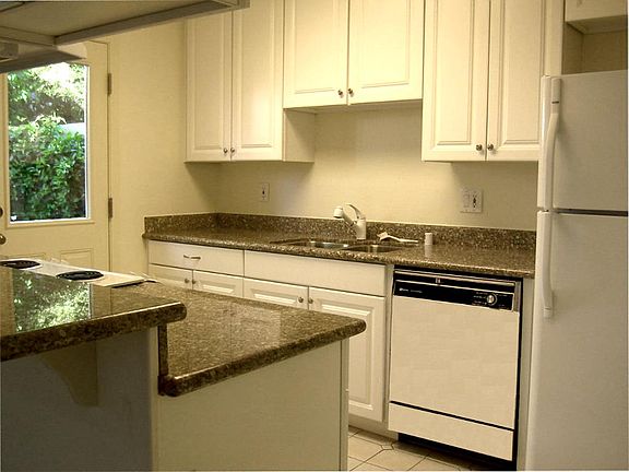 4th image of 1054 Michelangelo Dr