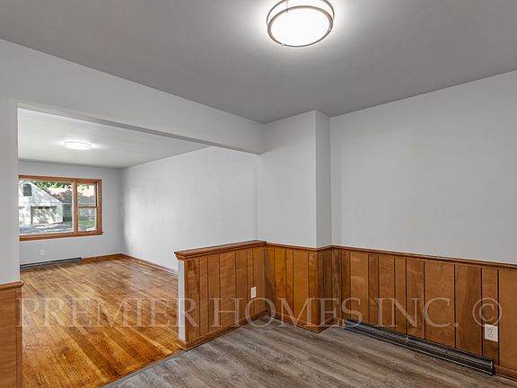5th image of 1012-1014 Saxon Ave