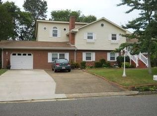 1209 Wellington Rd, Colonial Heights, VA 23834