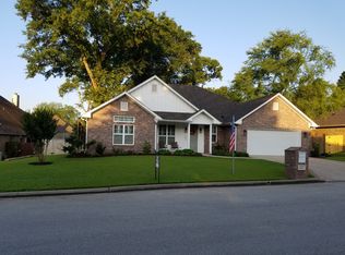 210 Pinewood Dr, Whitehouse, TX 75791