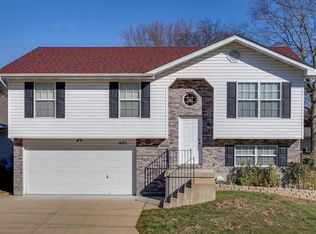 1625 Paradise Ln, Imperial, MO 63052