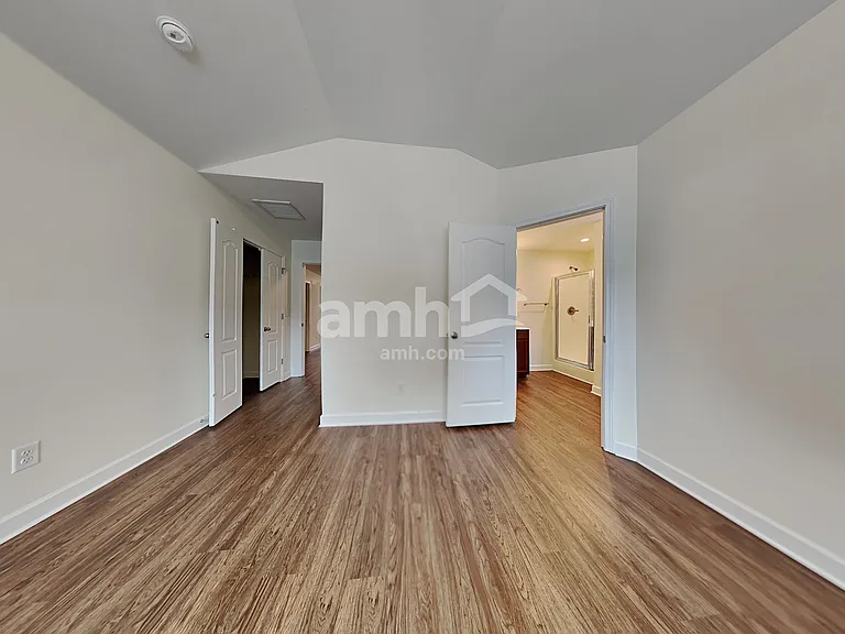 523 Lateleaf Dr — Photo 11
