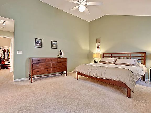 5th image of 436 W Fairview Cir