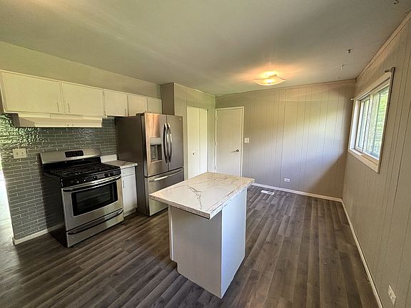 5th image of 408 Tanglewood Dr