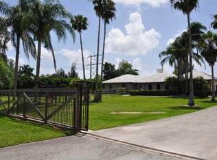 15820 SW 53rd Ct, Fort Lauderdale, FL 33331