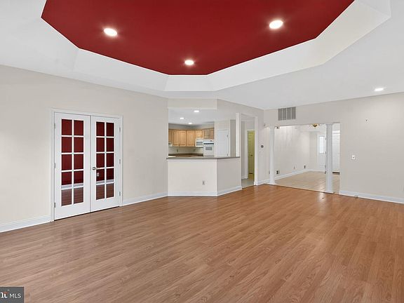 4th image of 13 Birchwood Ct