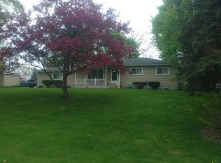 1807 Luneta Ct, Commerce Township, MI 48382