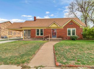 819 W Liveoak St, Coleman, TX 76834
