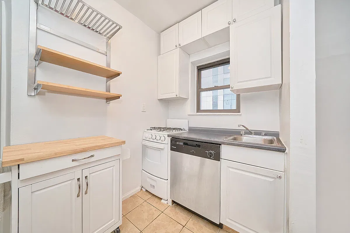 100 Lex Avenue — Photo 3