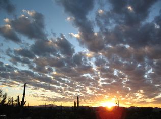 10910 S Wrangler Dr, Tucson, AZ 85736
