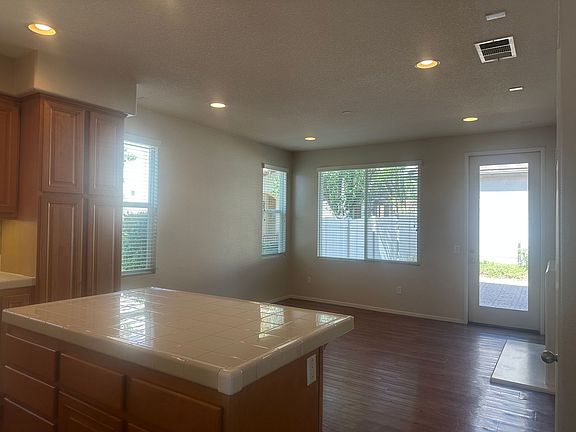 4th image of 37253 Tucana Pl