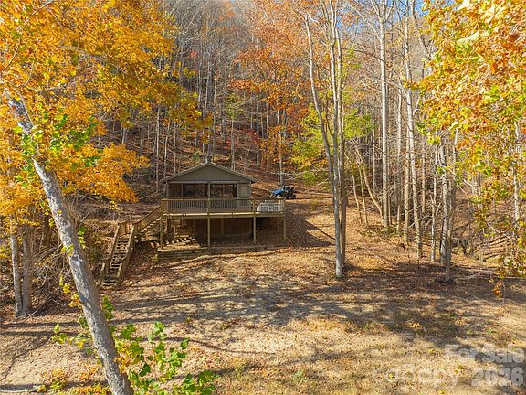 2nd image of 2736 White Oak Flats Rd