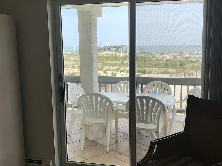 1421 Ocean Ave #3 — Photo 5