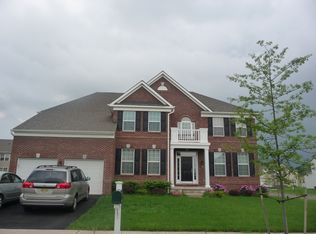 19 Lawrence Ct, Hillsborough, NJ 08844