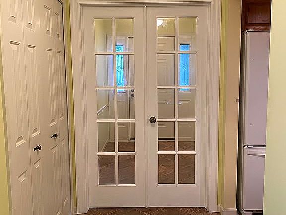 5th image of 2315 Westwind Dr