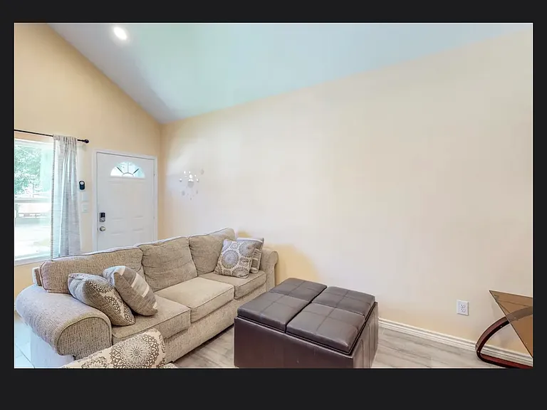 16617 E Lynbrook — Photo 18