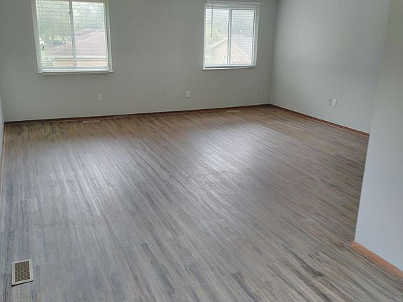 4th image of 1201 Hilltop Dr #102