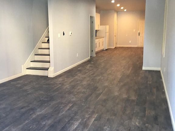 4th image of 5156 Westminster Ave