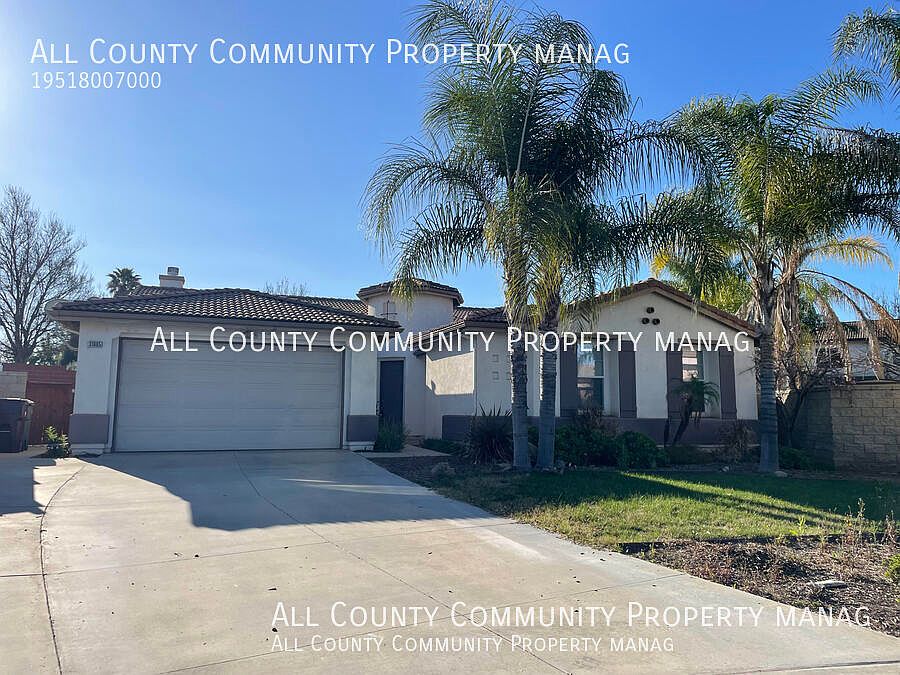 1st image of 31985 Honeysuckle Cir
