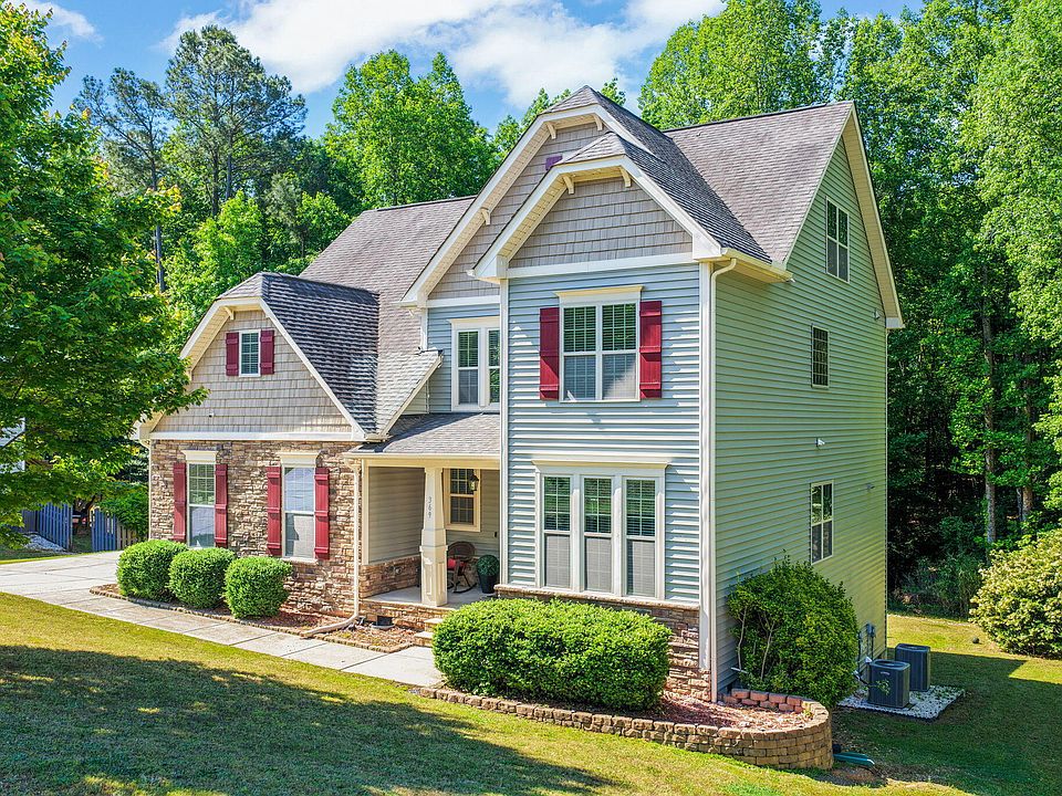 1st image of 369 Ainsley Ct