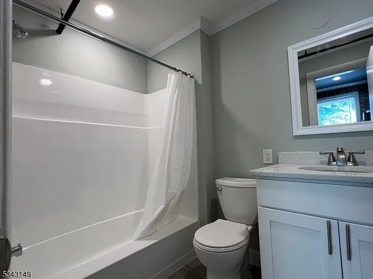 60 Veterans Memorial Dr E #105 — Photo 11