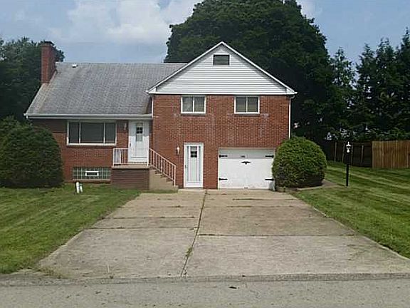 2nd image of 106 Sunrise Dr