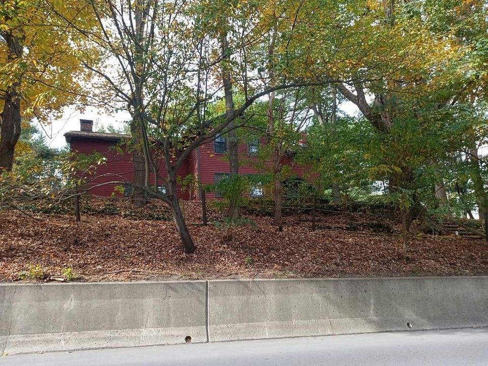 1st image of 60 Central Ave
