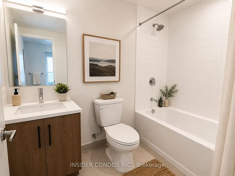 4010 Eglinton Ave W #428 — Photo 18