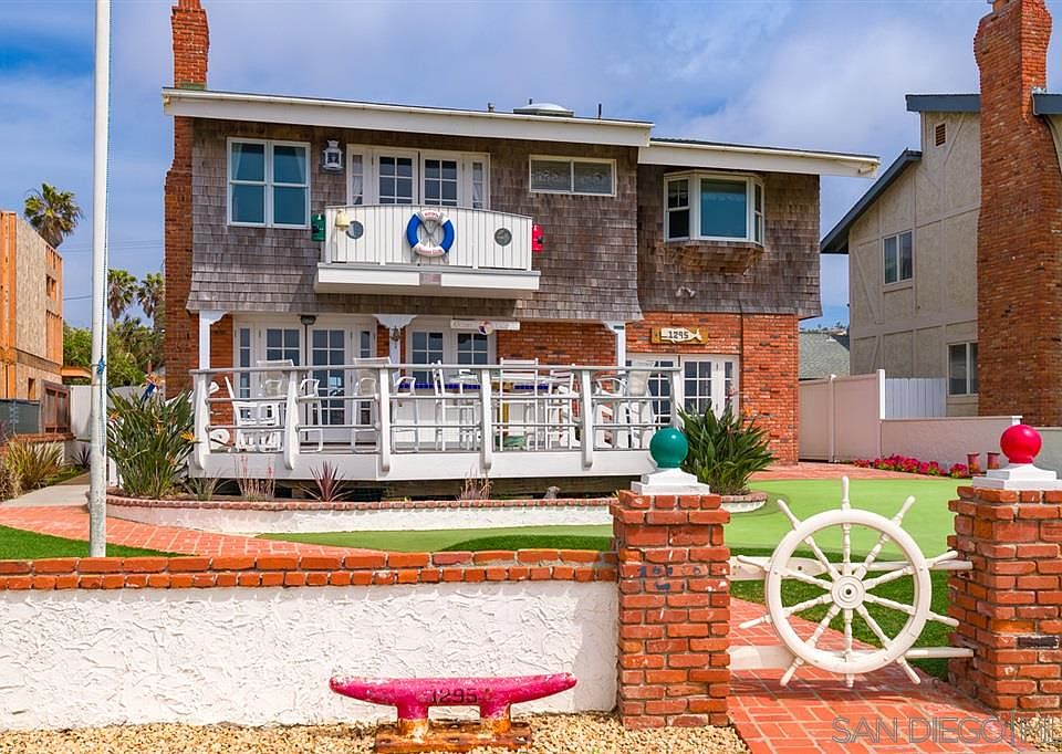 1st image of 1295 Sunset Cliffs Blvd