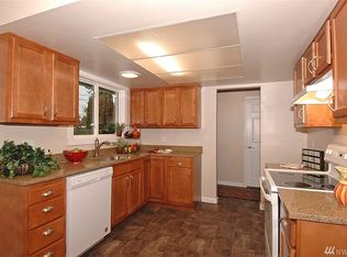 17240 SE 262nd St, Covington, WA 98042