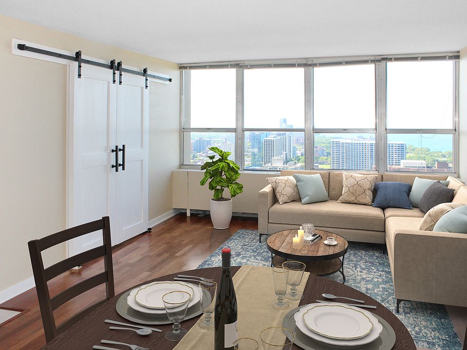 Large living room/dining are