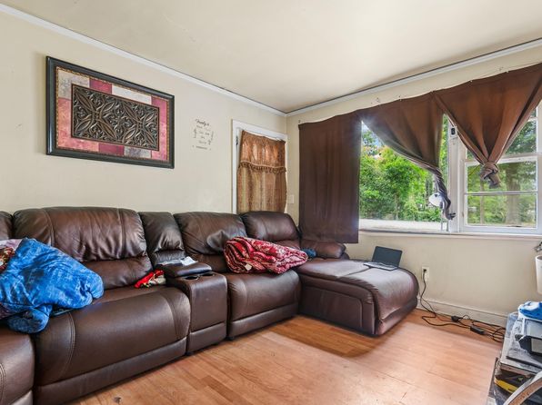 columbia-south-carolina-370661572 picture