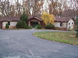 7303 W County Line Rd, Fort Wayne, IN 46783