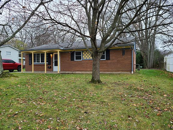 5th image of 404 Cathy Dr