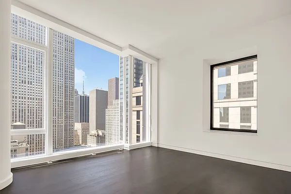 Rented by Compass | media 21