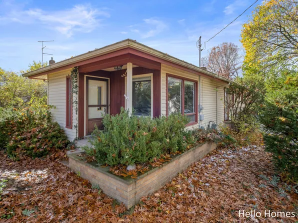 941 Benjamin Ave NE, Grand Rapids, MI 49503