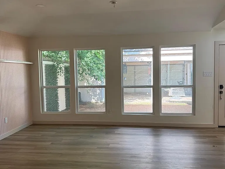 10631 Autumn Meadow Ln — Photo 2