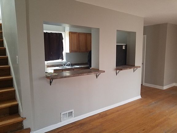 5th image of 5410 S Hoyne Ave
