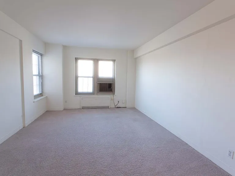 Dining/Living room