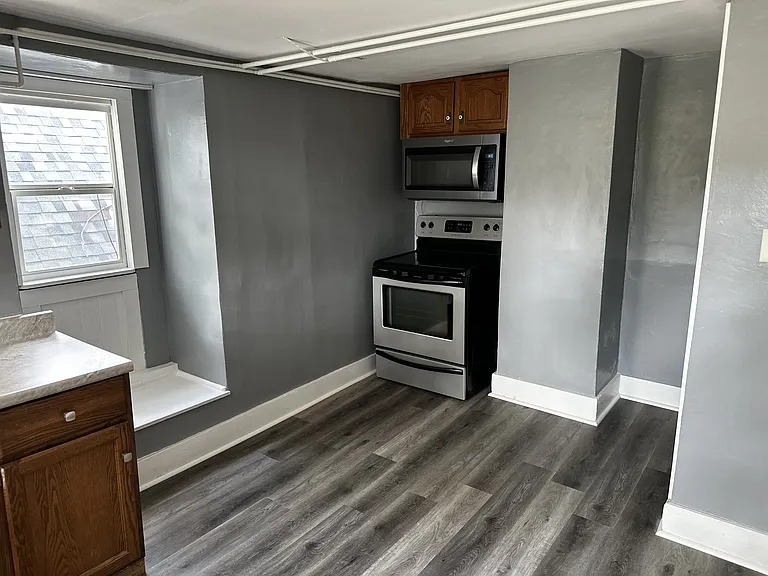 613 S 5th St #3 — Photo 3