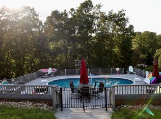 3 Hartle Ln, Pittsburgh, PA
