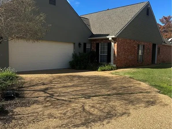 4708 Bayou Court Dr, Alexandria, LA 71303