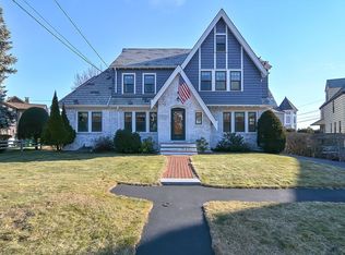 33 Pine Ridge Rd, Medford, MA 02155
